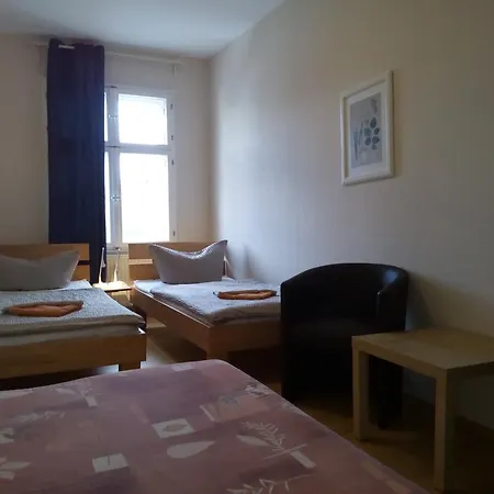 Apartmentpension Am Stadtschloss מלון דירות 3*